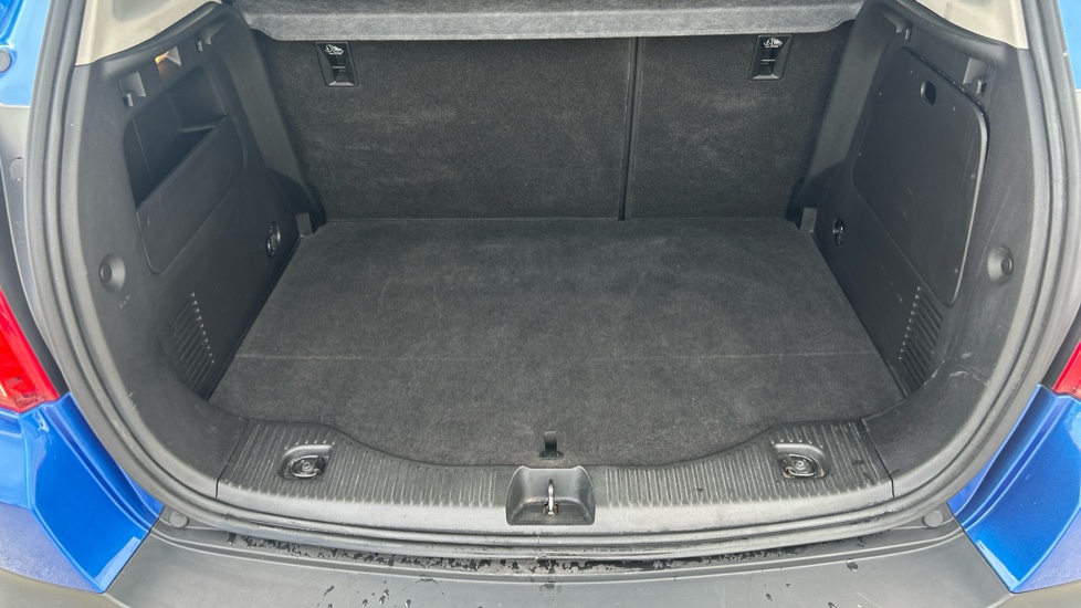 Vauxhall Mokka 1.6i SE 5dr Petrol Hatchback - Image 4