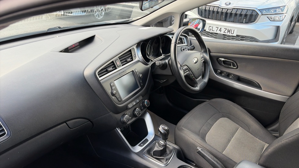 Kia Ceed 1.6 CRDi ISG 2 5dr Diesel Estate - Image 9