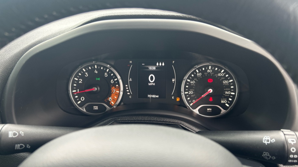 Jeep Renegade 1.6 E-torQ Longitude 5dr Petrol Hatchback - Image 18
