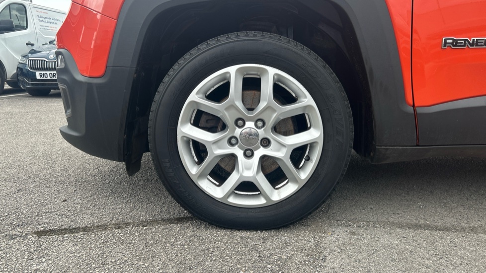 Jeep Renegade 1.6 E-torQ Longitude 5dr Petrol Hatchback - Image 23