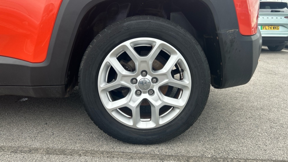 Jeep Renegade 1.6 E-torQ Longitude 5dr Petrol Hatchback - Image 24