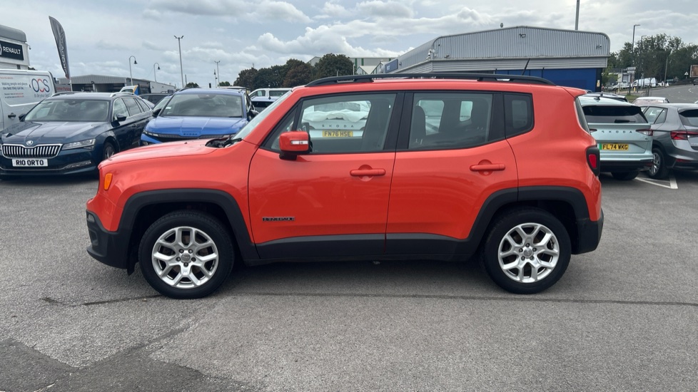 Jeep Renegade 1.6 E-torQ Longitude 5dr Petrol Hatchback - Image 31