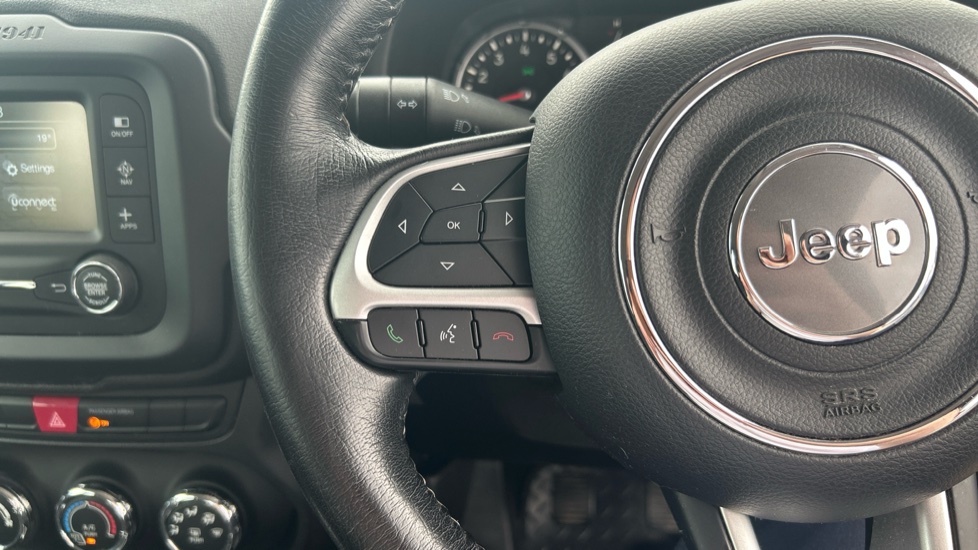 Jeep Renegade 1.6 E-torQ Longitude 5dr Petrol Hatchback - Image 38