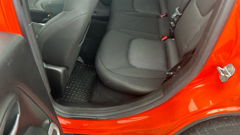 Jeep Renegade 1.6 E-torQ Longitude 5dr Petrol Hatchback - Image 52
