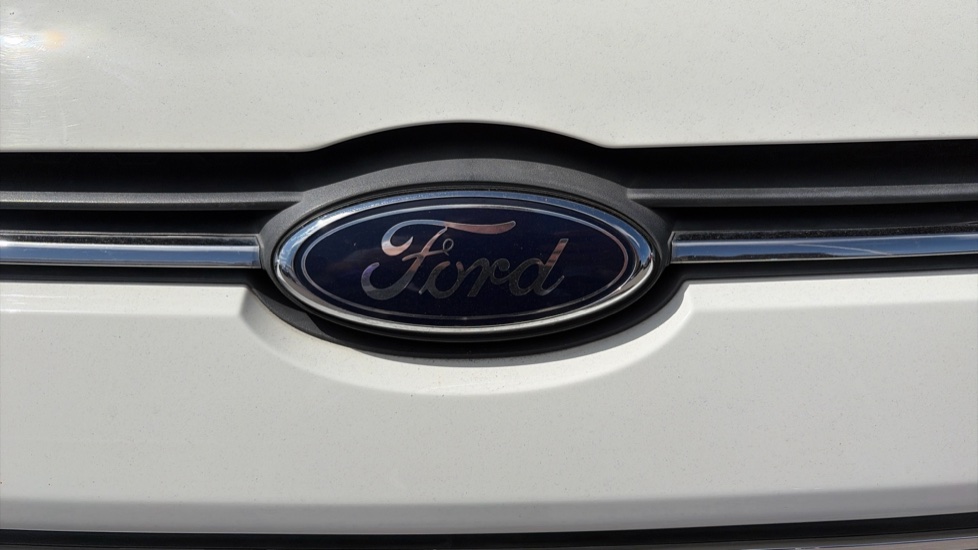 Ford EcoSport 1.5 TDCi 95 Titanium 5dr [17in] Diesel Hatchback - Image 8