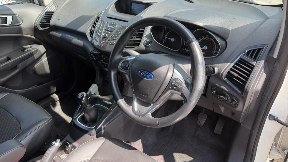 Ford EcoSport 1.5 TDCi 95 Titanium 5dr [17in] Diesel Hatchback - Image 11