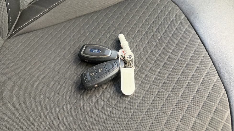 Ford EcoSport 1.5 TDCi 95 Titanium 5dr [17in] Diesel Hatchback - Image 20