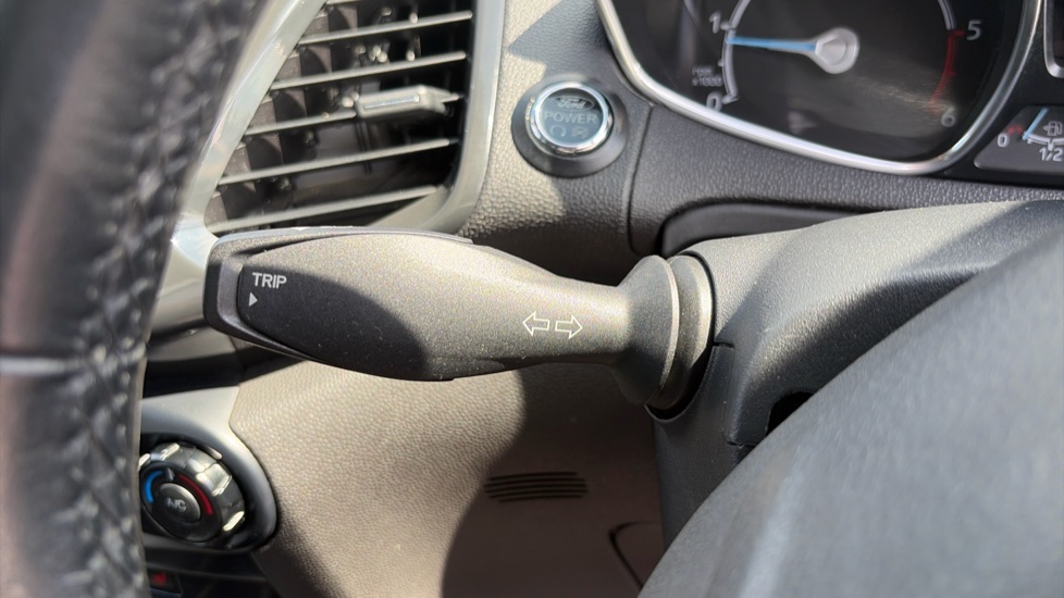 Ford EcoSport 1.5 TDCi 95 Titanium 5dr [17in] Diesel Hatchback - Image 26
