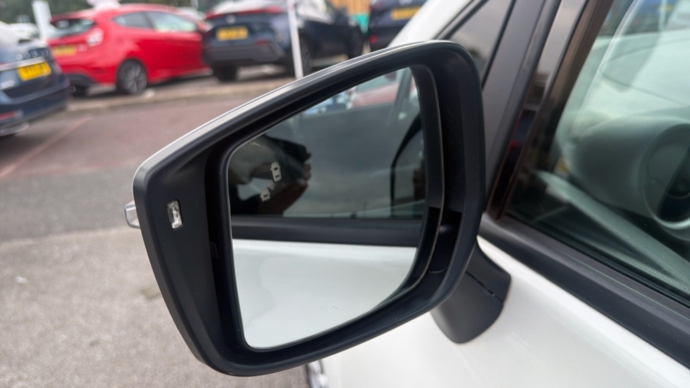 Nissan Note 1.2 DiG-S Tekna 5dr Auto Petrol Hatchback - Image 21