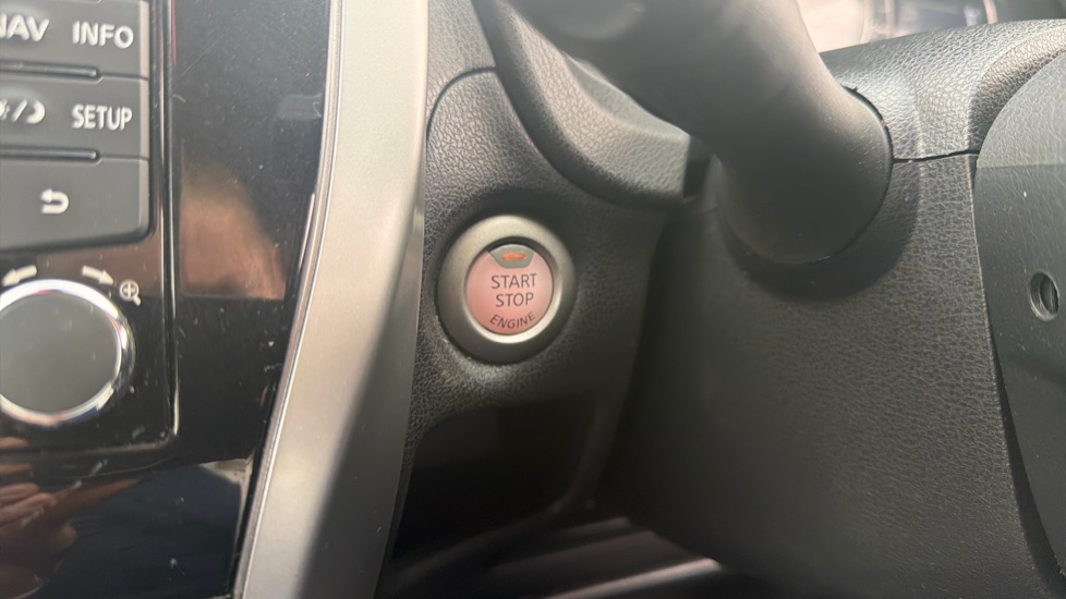 Nissan Note 1.2 DiG-S Tekna 5dr Auto Petrol Hatchback - Image 27