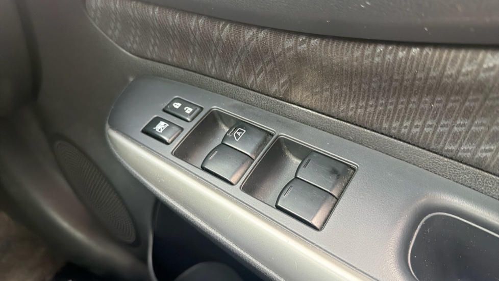 Nissan Note 1.2 DiG-S Tekna 5dr Auto Petrol Hatchback - Image 29