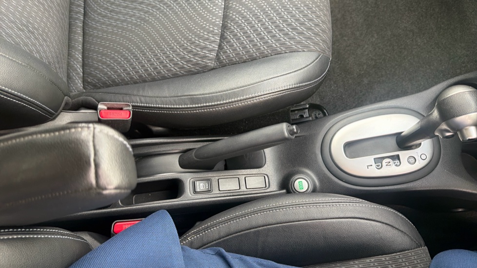 Nissan Note 1.2 DiG-S Tekna 5dr Auto Petrol Hatchback - Image 32