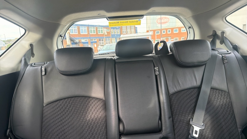 Nissan Note 1.2 DiG-S Tekna 5dr Auto Petrol Hatchback - Image 33