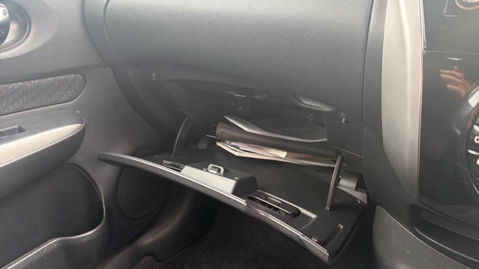 Nissan Note 1.2 DiG-S Tekna 5dr Auto Petrol Hatchback - Image 34