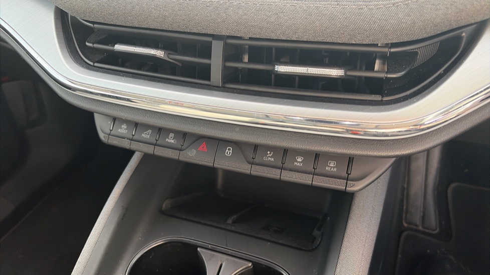 Skoda Enyaq 210kW 85 Edition 82kWh 5dr Auto Electric - Image 13