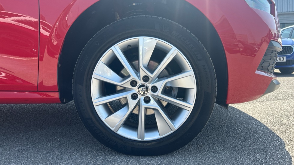 Skoda Kamiq 1.0 TSI SE 5dr DSG Petrol Hatchback - Image 5
