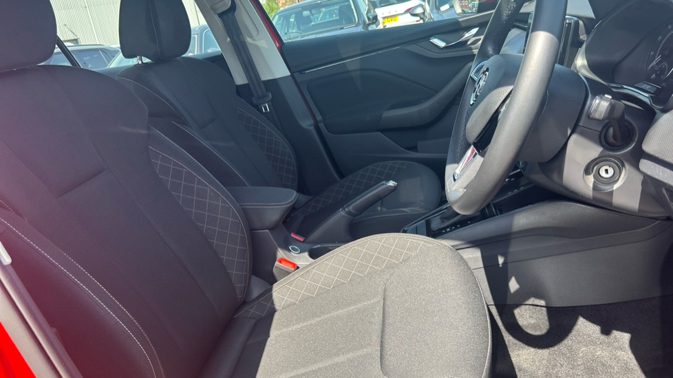 Skoda Kamiq 1.0 TSI SE 5dr DSG Petrol Hatchback - Image 15