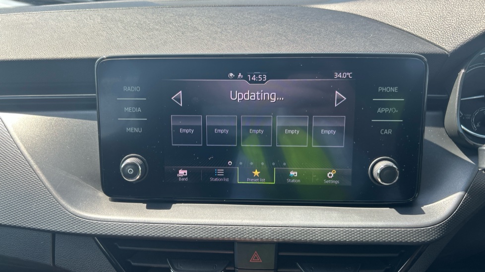Skoda Kamiq 1.0 TSI SE 5dr DSG Petrol Hatchback - Image 21