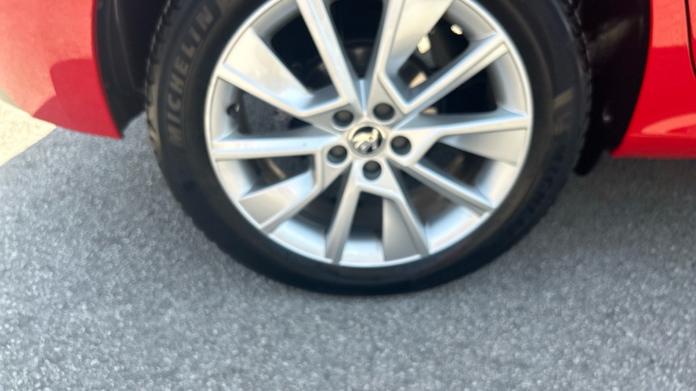 Skoda Kamiq 1.0 TSI SE 5dr DSG Petrol Hatchback - Image 30