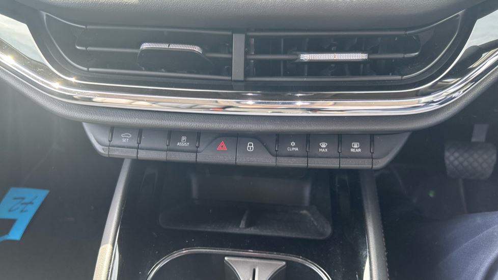 Skoda Enyaq 132kW 60 ecoSuite 62kWh 5dr Auto [120kW] Electric Estate - Image 13