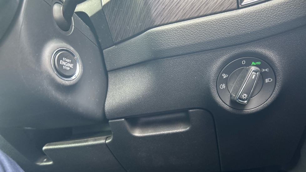 Skoda Kodiaq 1.5 TSI SE L Executive 5dr DSG [7 Seat] Petrol Estate - Image 24