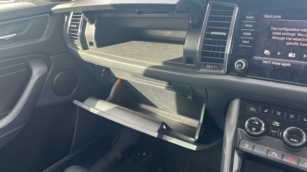 Skoda Kodiaq 1.5 TSI SE L Executive 5dr DSG [7 Seat] Petrol Estate - Image 26