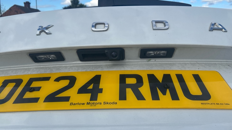 Skoda Kodiaq 1.5 TSI SE L Executive 5dr DSG [7 Seat] Petrol Estate - Image 44