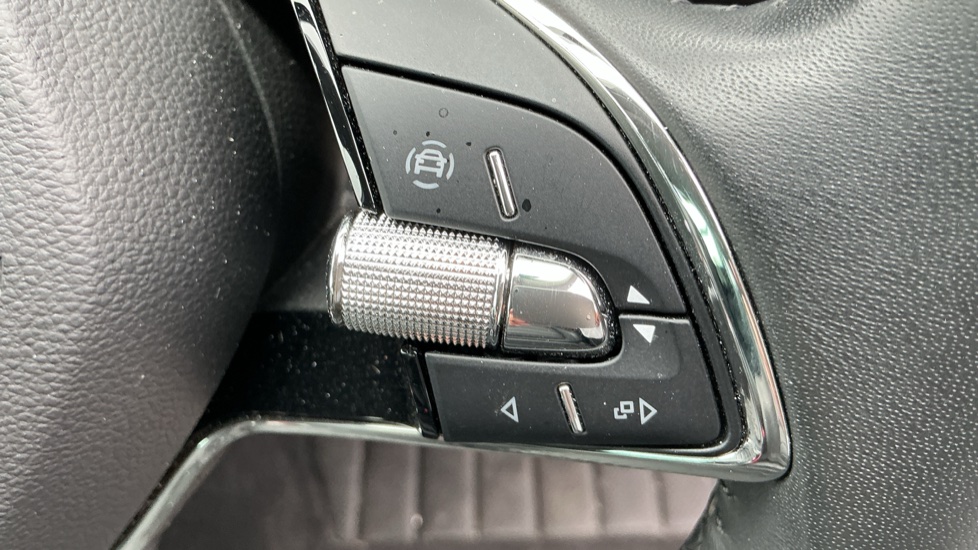 Skoda Kodiaq 1.5 TSI SE L Executive 5dr DSG [7 Seat] Petrol Estate - Image 18