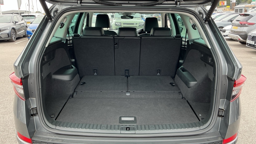 Skoda Kodiaq 1.5 TSI SE L Executive 5dr DSG [7 Seat] Petrol Estate - Image 20