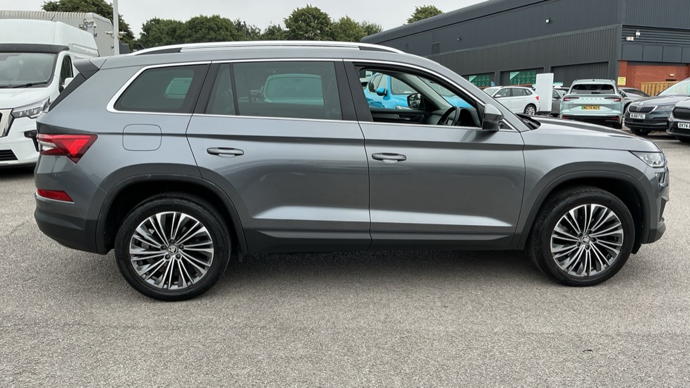 Skoda Kodiaq 1.5 TSI SE L Executive 5dr DSG [7 Seat] Petrol Estate - Image 22