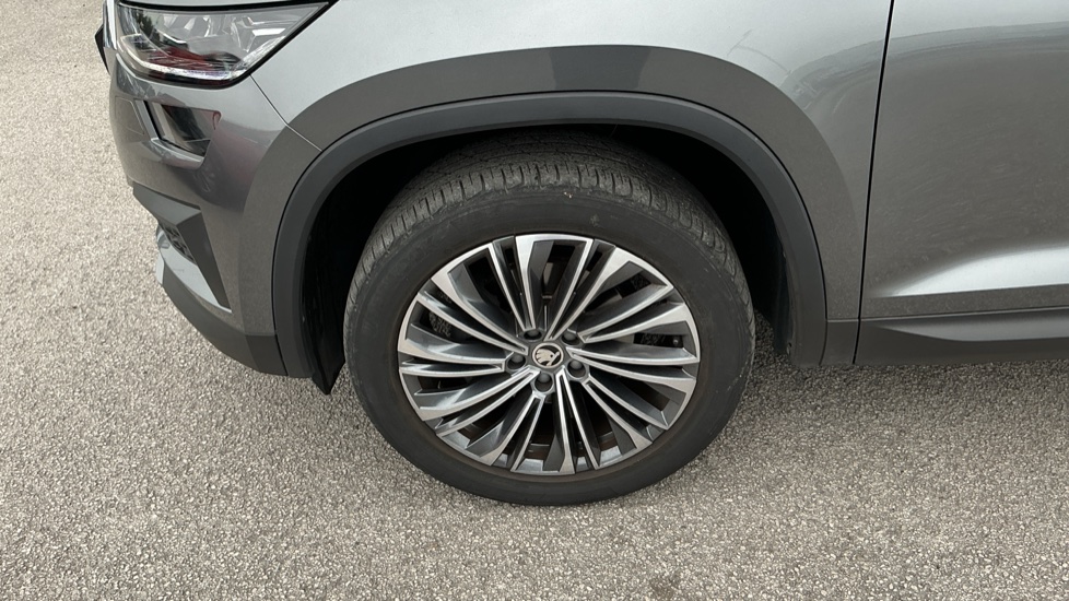 Skoda Kodiaq 1.5 TSI SE L Executive 5dr DSG [7 Seat] Petrol Estate - Image 28