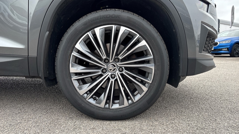 Skoda Kodiaq 1.5 TSI SE L Executive 5dr DSG [7 Seat] Petrol Estate - Image 5