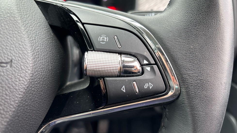 Skoda Kodiaq 1.5 TSI SE L Executive 5dr DSG [7 Seat] Petrol Estate - Image 18