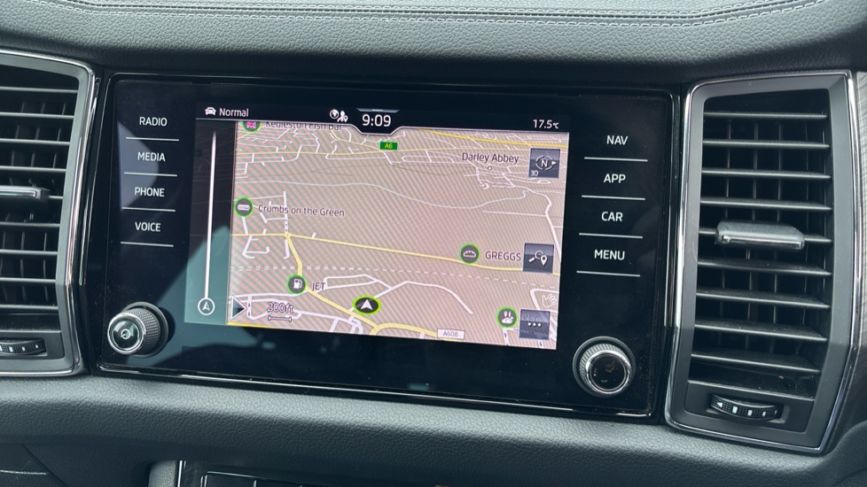 Skoda Kodiaq 1.5 TSI SE L Executive 5dr DSG [7 Seat] Petrol Estate - Image 21