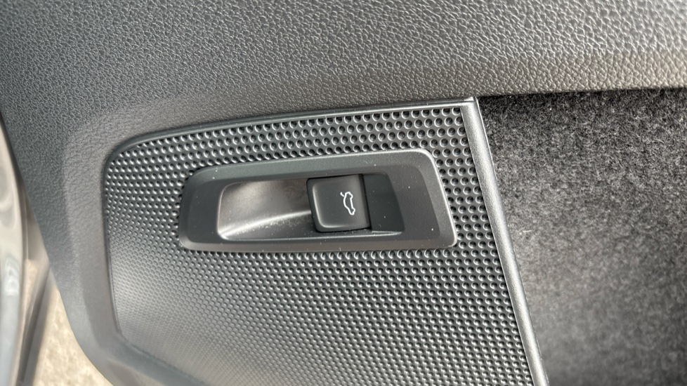 Skoda Kodiaq 1.5 TSI SE L Executive 5dr DSG [7 Seat] Petrol Estate - Image 28