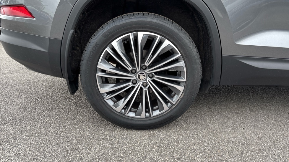 Skoda Kodiaq 1.5 TSI SE L Executive 5dr DSG [7 Seat] Petrol Estate - Image 34