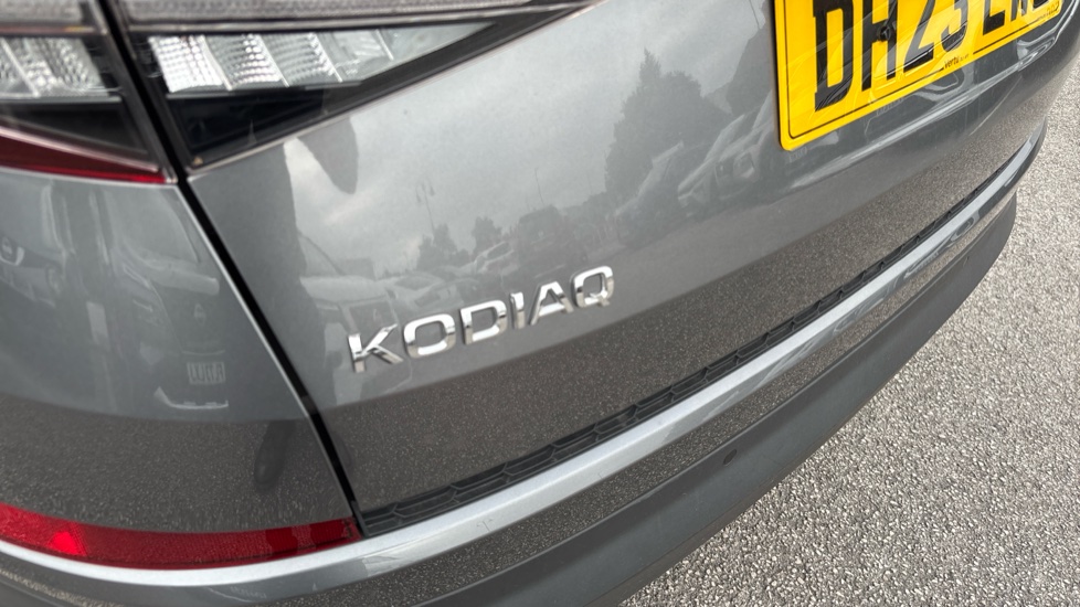 Skoda Kodiaq 1.5 TSI SE L Executive 5dr DSG [7 Seat] Petrol Estate - Image 35