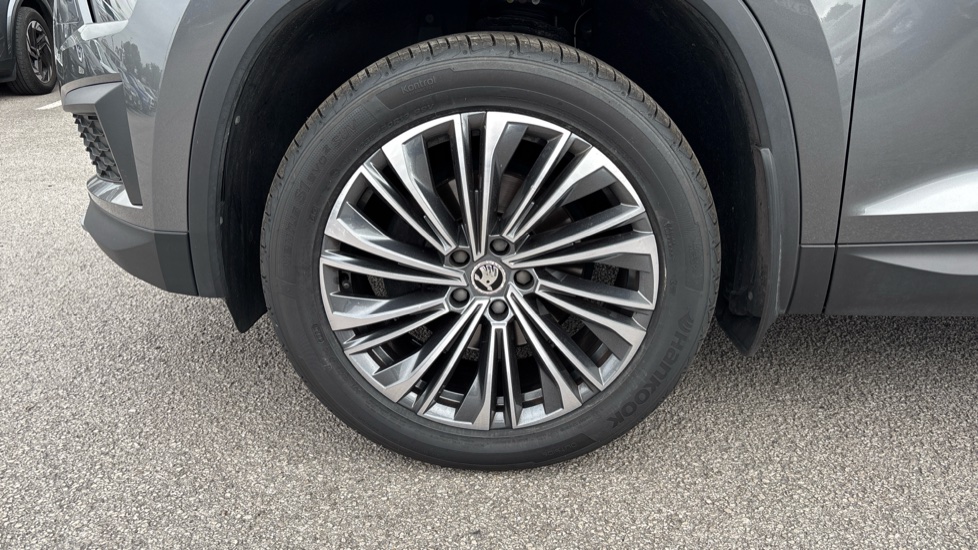 Skoda Kodiaq 1.5 TSI SE L Executive 5dr DSG [7 Seat] Petrol Estate - Image 37