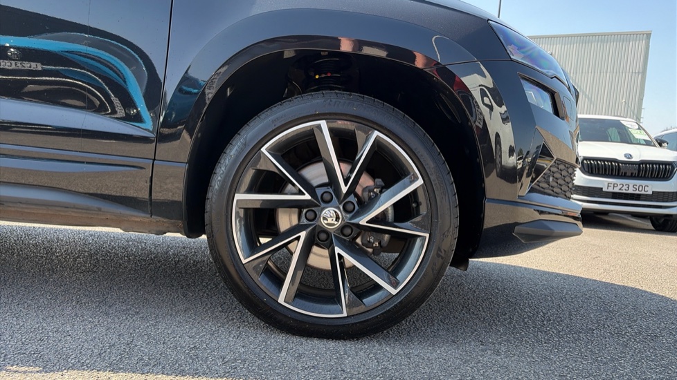 Skoda Karoq 2.0 TDI [150] Sportline 4x4 5dr DSG Diesel Estate - Image 5