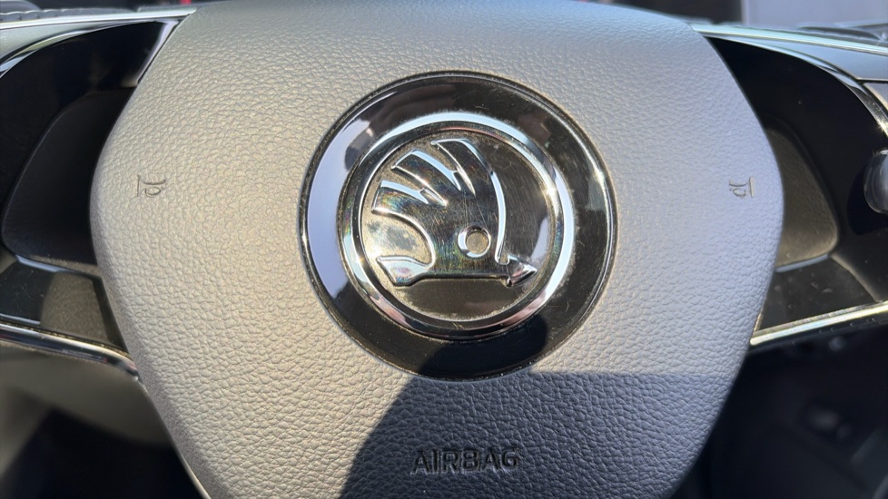 Skoda Karoq 2.0 TDI [150] Sportline 4x4 5dr DSG Diesel Estate - Image 26