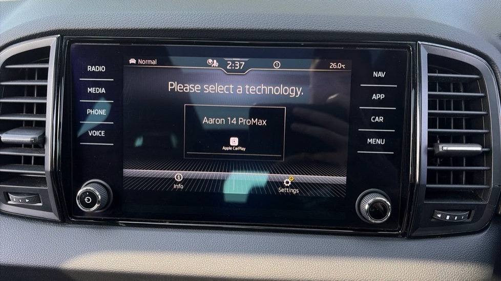 Skoda Karoq 2.0 TDI [150] Sportline 4x4 5dr DSG Diesel Estate - Image 29