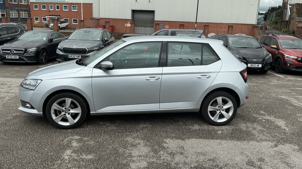 Skoda Fabia 1.0 MPI 75 SE L 5dr Petrol Hatchback - Image 25