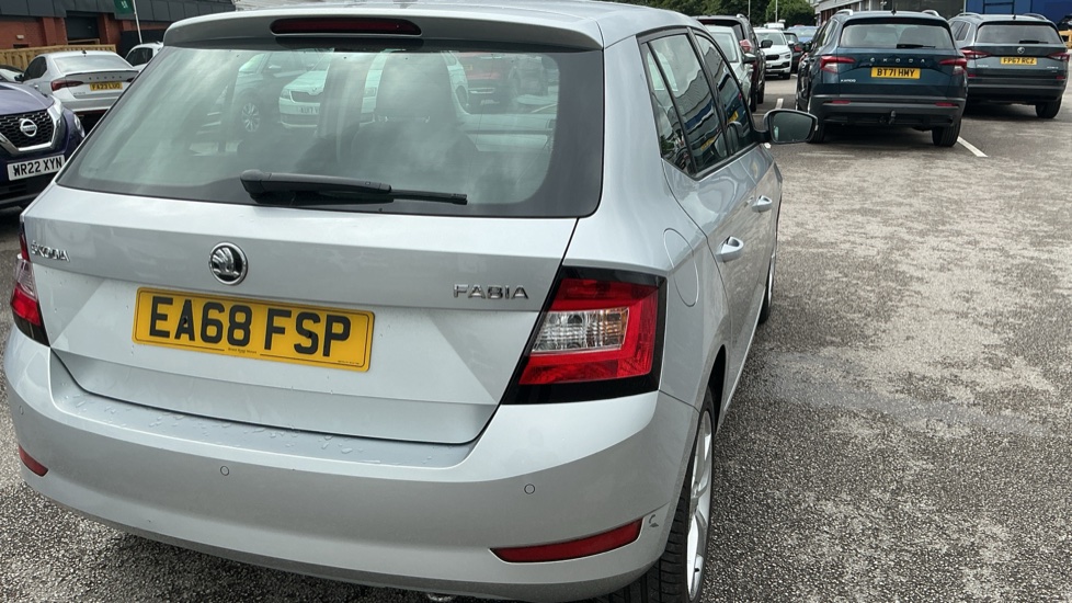 Skoda Fabia 1.0 MPI 75 SE L 5dr Petrol Hatchback - Image 34