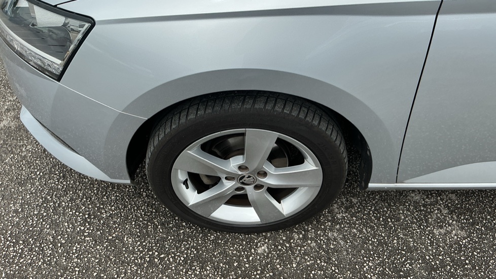 Skoda Fabia 1.0 MPI 75 SE L 5dr Petrol Hatchback - Image 38