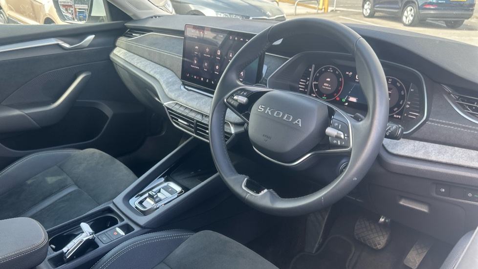 Skoda Octavia 1.5 TSI 150 e-TEC SE L 5dr DSG Petrol Estate - Image 6