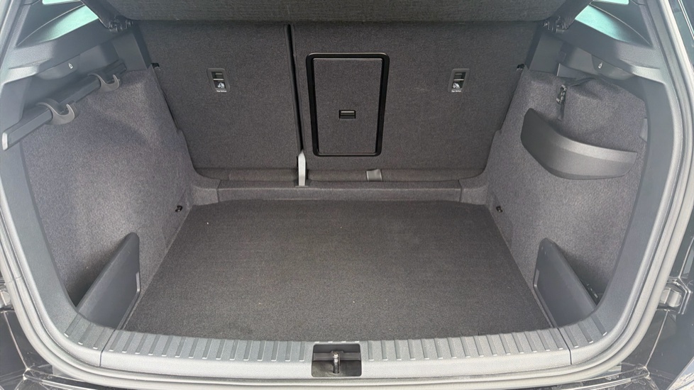 Skoda Karoq 1.5 TSI Sportline Edition 5dr DSG Petrol Estate - Image 20