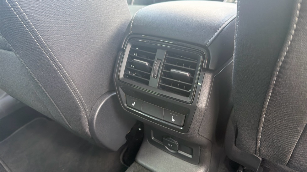 Skoda Karoq 1.5 TSI Sportline Edition 5dr DSG Petrol Estate - Image 21