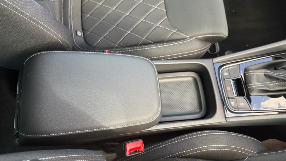 Skoda Karoq 1.5 TSI Sportline Edition 5dr DSG Petrol Estate - Image 33