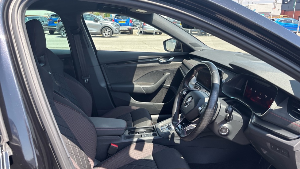 Skoda Octavia 2.0 TSI vRS 5dr DSG Petrol Estate - Image 15