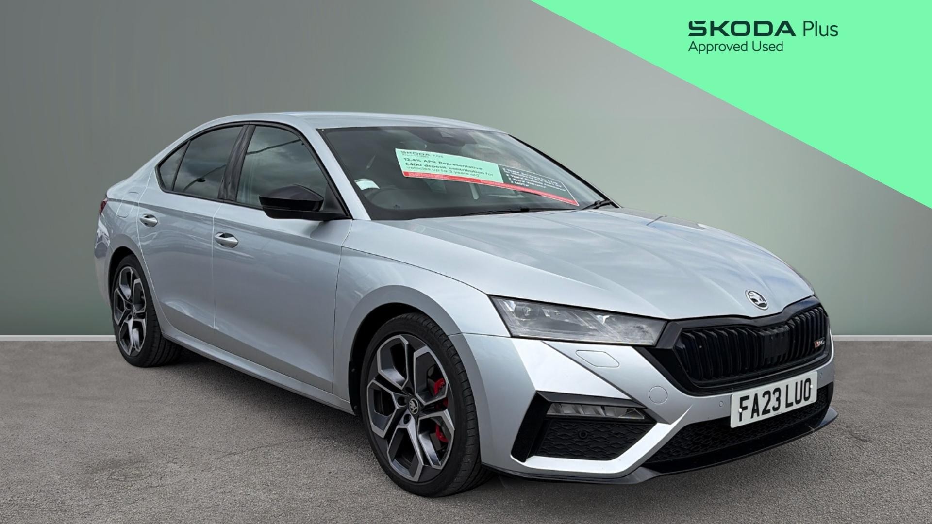 Skoda Octavia listing photo